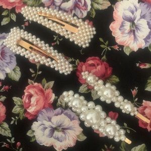 🌻 (5 for $15) Pearl Accent Hair Barrettes, gold tone base, EUC, made by hand